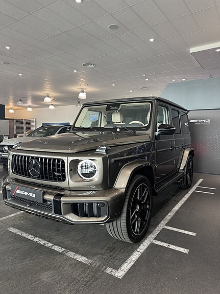 Mercedes-Benz G63 3 of 19