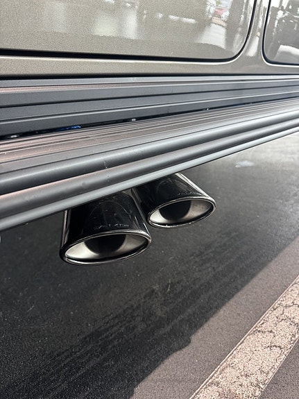 Mercedes-Benz G63 15 of 19