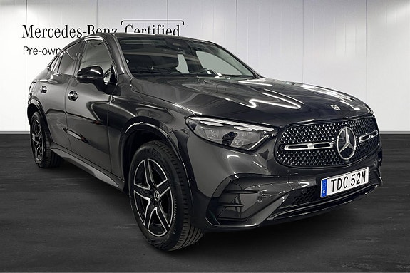 Mercedes-Benz GLC300 e 2 of 18