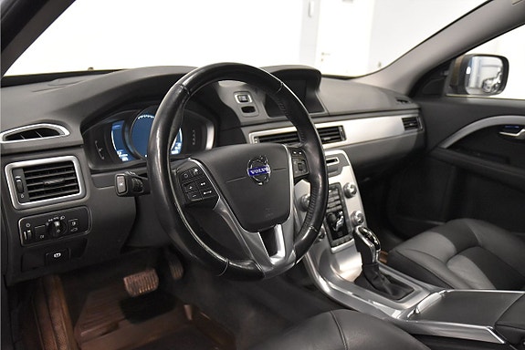 Volvo XC70 9 of 25