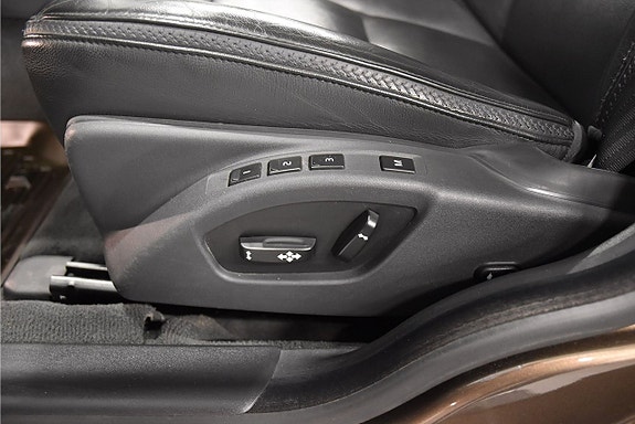 Volvo XC70 14 of 25