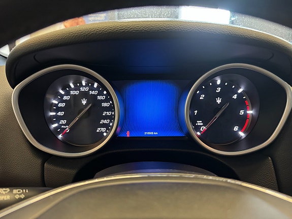 Maserati Ghibli 20 of 20