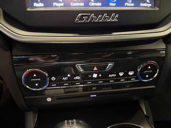 Maserati Ghibli 17 of 20