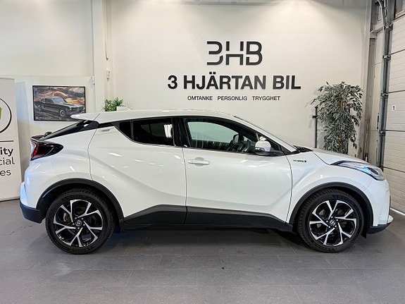 Toyota C-HR 5 of 21