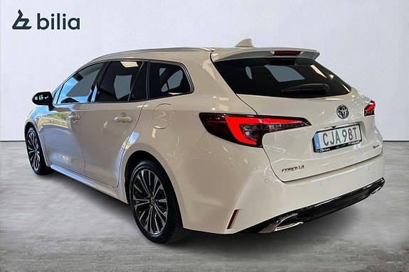 Toyota Corolla 3 of 30