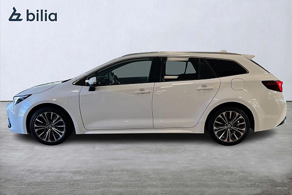 Toyota Corolla 6 of 30
