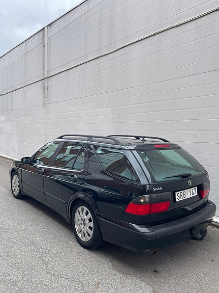Saab 9-5 4 of 6