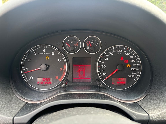 Audi A3 4 of 5