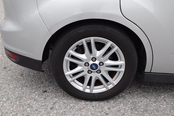 Ford C-Max 20 of 20