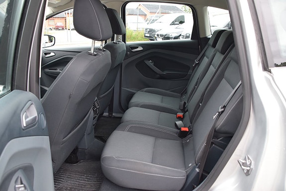 Ford C-Max 10 of 20