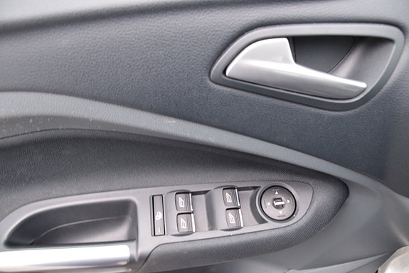 Ford C-Max 16 of 20
