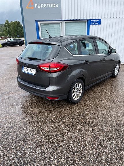Ford C-Max 4 of 8