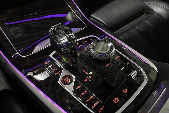 BMW X7 20 of 30