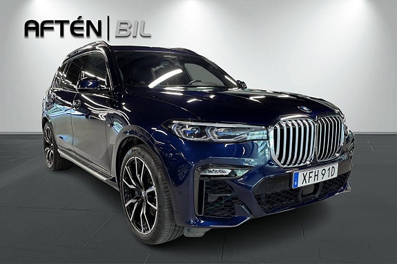 BMW X7 4 of 30