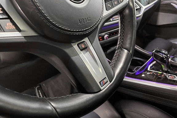 BMW X7 30 of 30