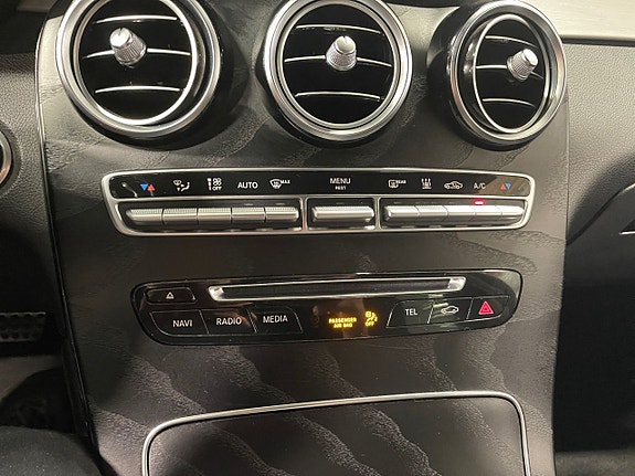 Mercedes-Benz GLC220 d 24 of 24