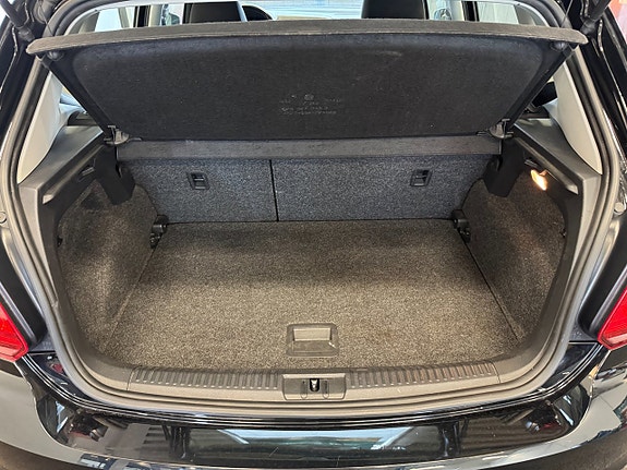 Volkswagen Polo 17 of 17