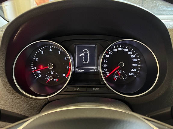 Volkswagen Polo 16 of 17