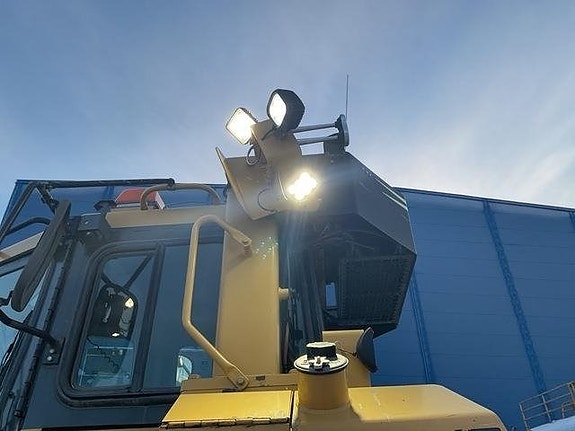 CAT D6T XL 20 of 24