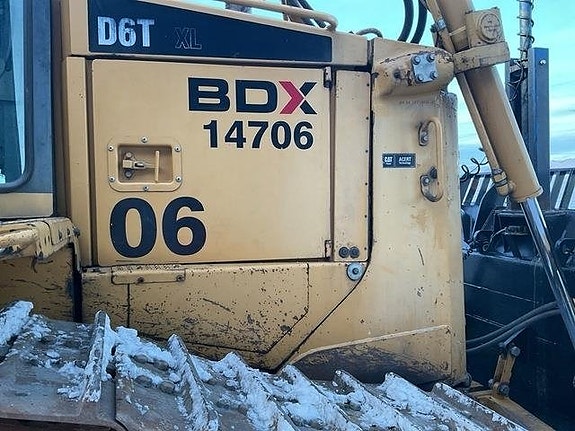 CAT D6T XL 12 of 24