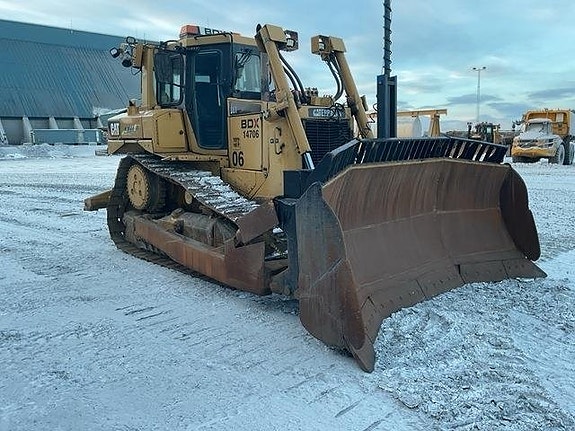CAT D6T XL 4 of 24