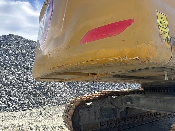 CAT 352 NG 16 of 24