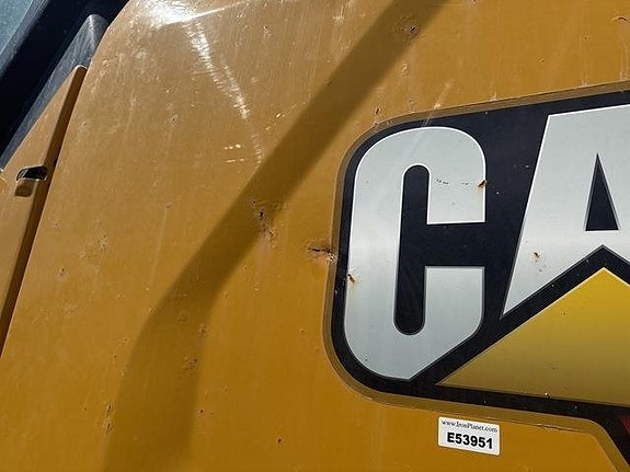 CAT 352 NG 19 of 24