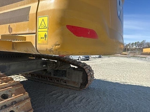 CAT 352 NG 15 of 24