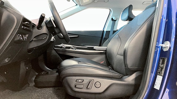 Kia EV6 10 of 12