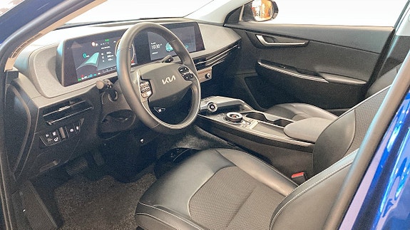 Kia EV6 9 of 12