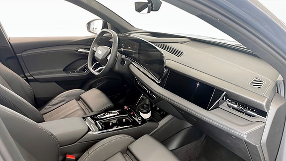 Audi S6 e-tron 12 of 15