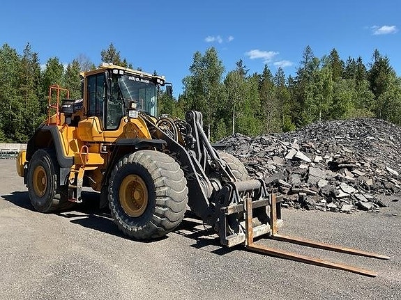 Volvo L180H 4 of 24