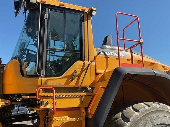 Volvo L180H 17 of 24