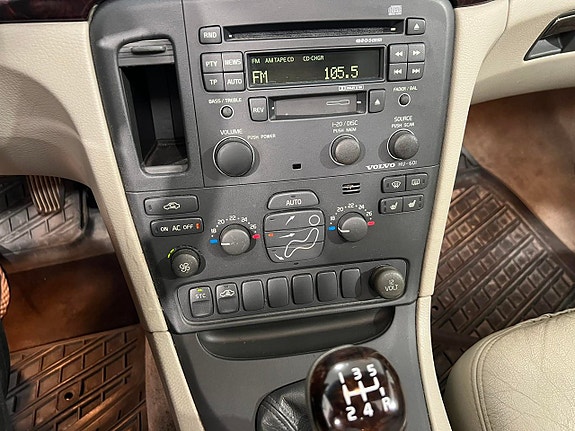 Volvo S80 12 of 18