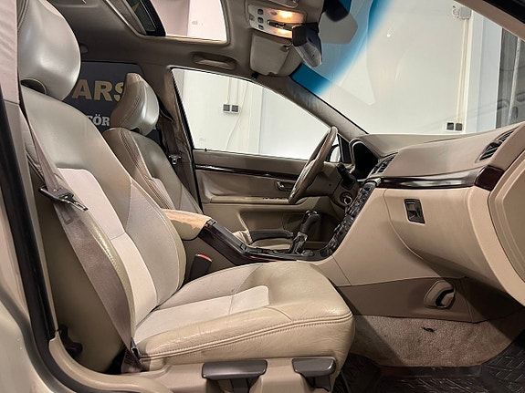 Volvo S80 15 of 18