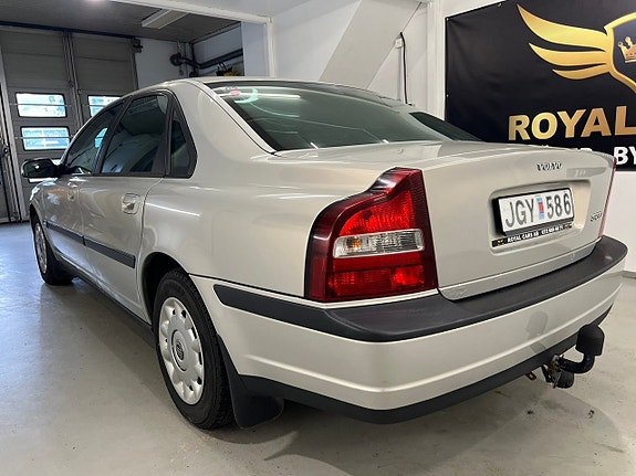 Volvo S80 4 of 18
