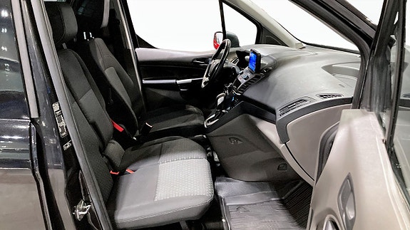 Ford Transit Connect 3 of 12