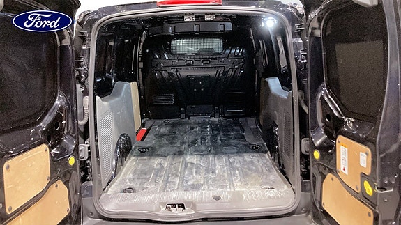 Ford Transit Connect 10 of 12