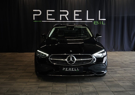Mercedes-Benz C300 5 of 23