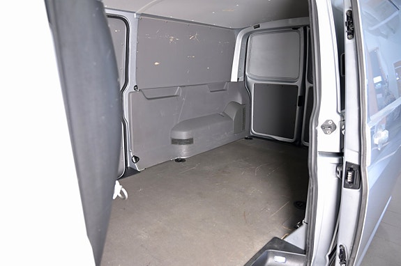 Volkswagen Transporter 8 of 19