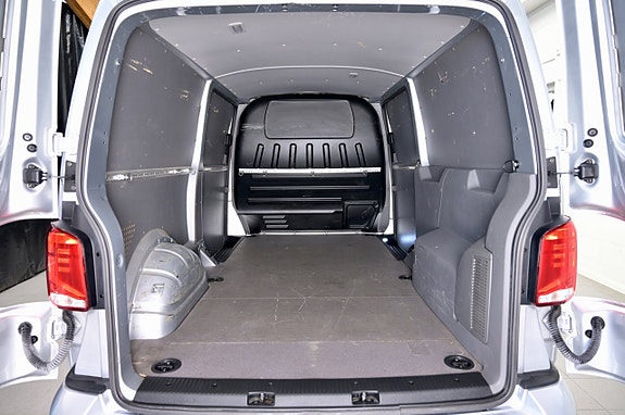 Volkswagen Transporter 7 of 19