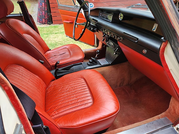 Rover P6 7 of 16