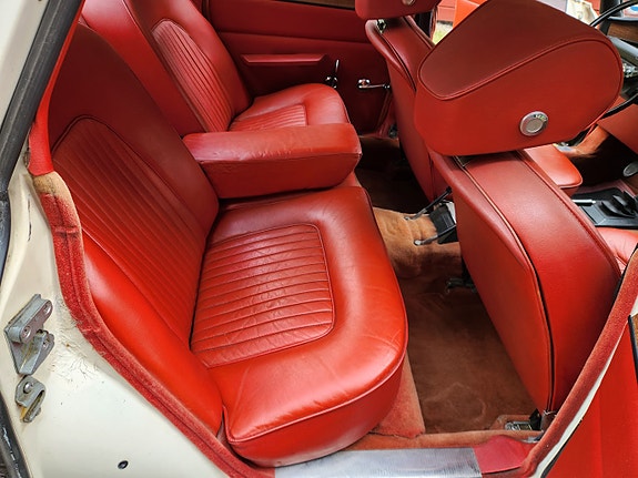 Rover P6 9 of 16