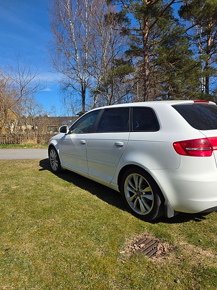 Audi A3 3 of 5