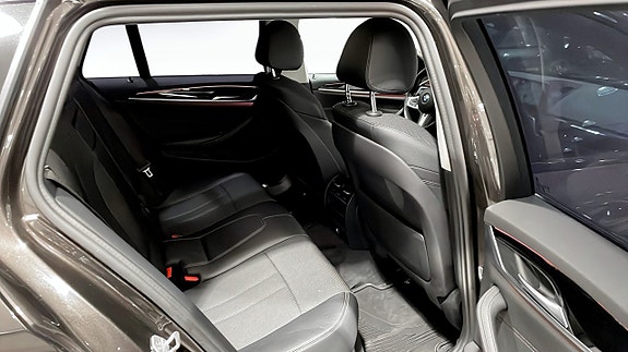 BMW 520 5 of 9