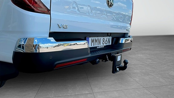 Volkswagen Amarok 12 of 12