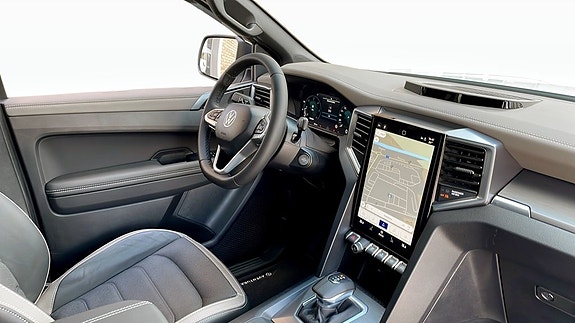 Volkswagen Amarok 10 of 12