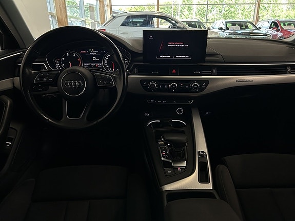 Audi A4 14 of 18