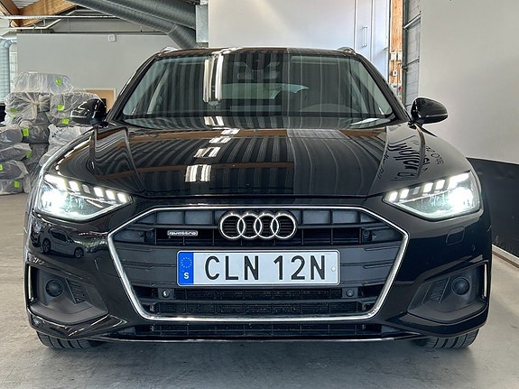 Audi A4 3 of 18