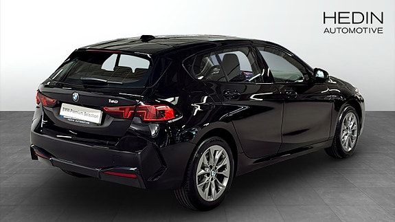 BMW 120 2 of 9